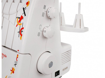 Оверлок Janome Artstyle 4057 белый