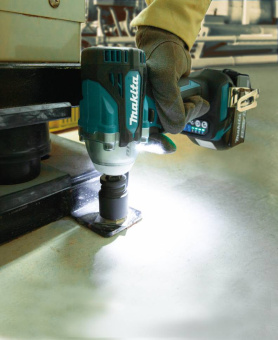 Гайковерт аккумуляторный ударный Makita DTW 300 Z