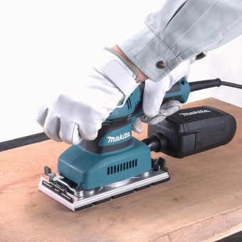 Виброшлифмашина Makita BO 3710