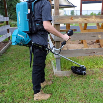 Триммер Makita UR 101 CZ аккумуляторный
