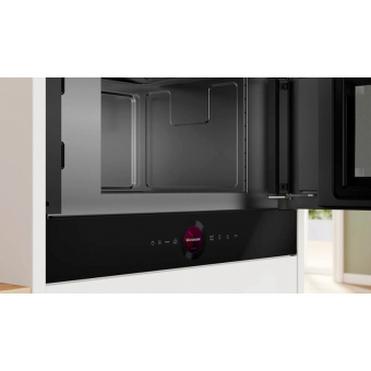 Встраиваемая микроволновая печь BOSCH BFR7221B1 черный