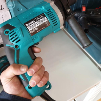 Дрель ударная Makita HP 1630